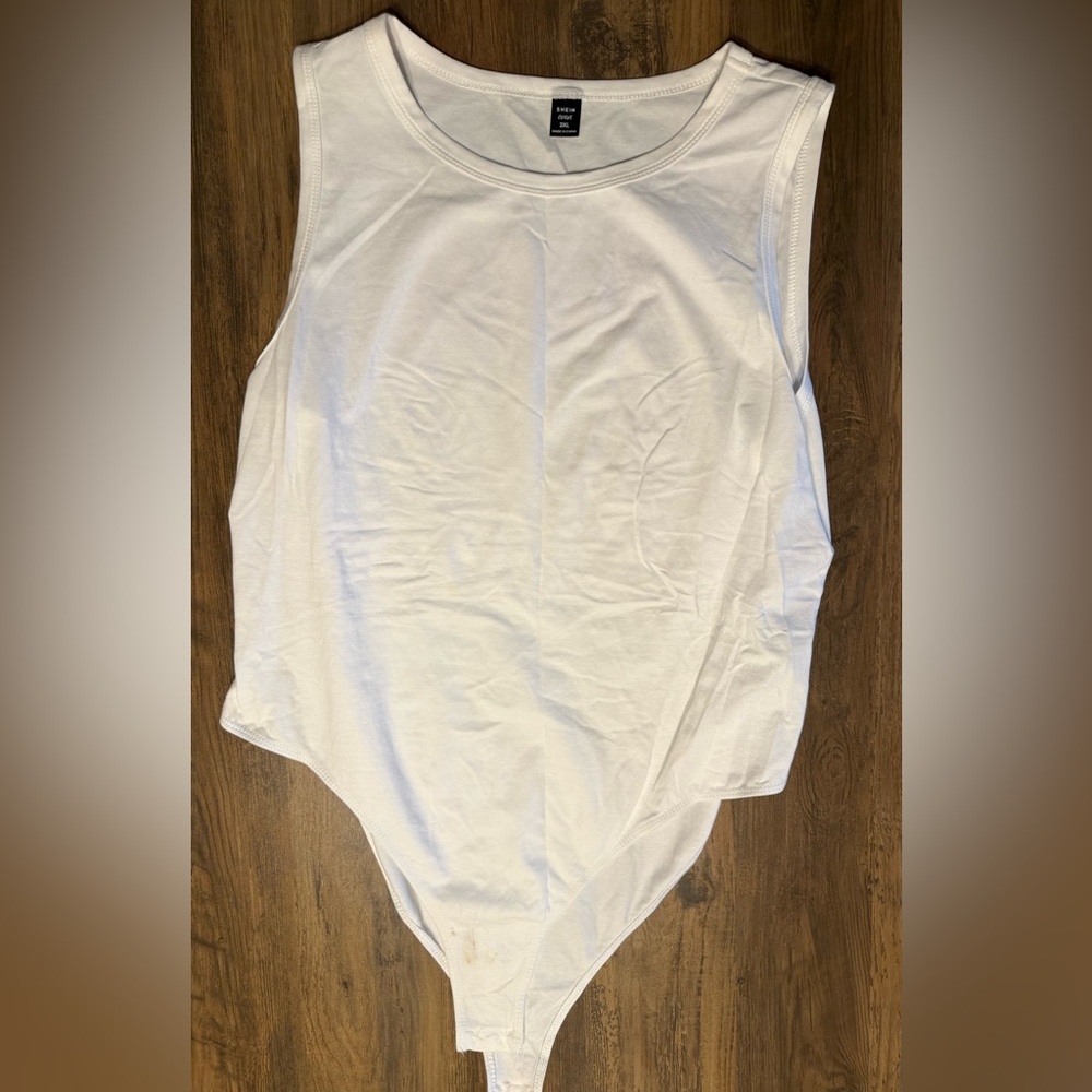 SHEIN Curve White Body Suit